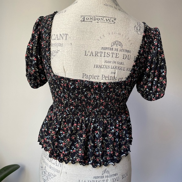 3/22 🧡 Multi coloured floral top - Picture 7 of 7